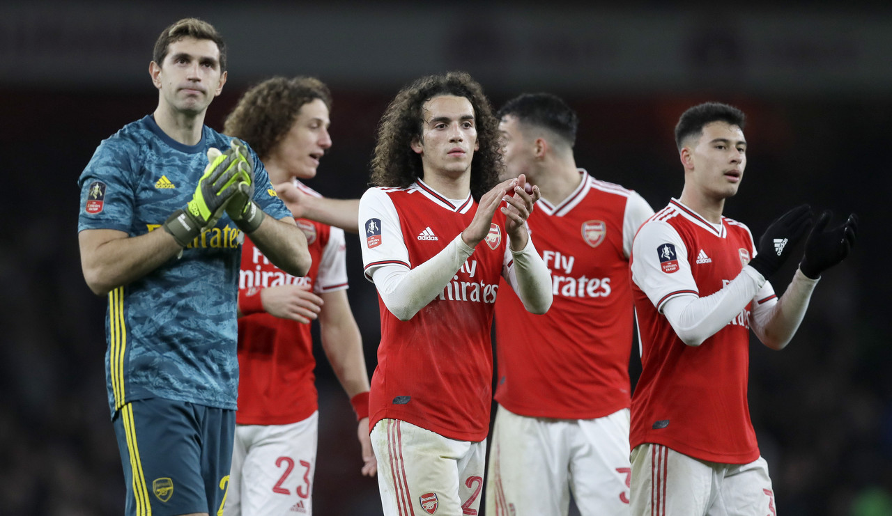 德转30岁以上球员身价榜：凯恩6500万第1，基米希、B费第2（德转30+球员身价榜：凯恩6500万居首，基米希、B费并列次席）