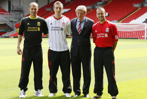 国足U22官方阵型图：继续442平行站位，蒯纪闻朱鹏宇双前锋（U22国足官宣阵型：继续442平行站位，蒯纪闻、朱鹏宇搭档双前锋）