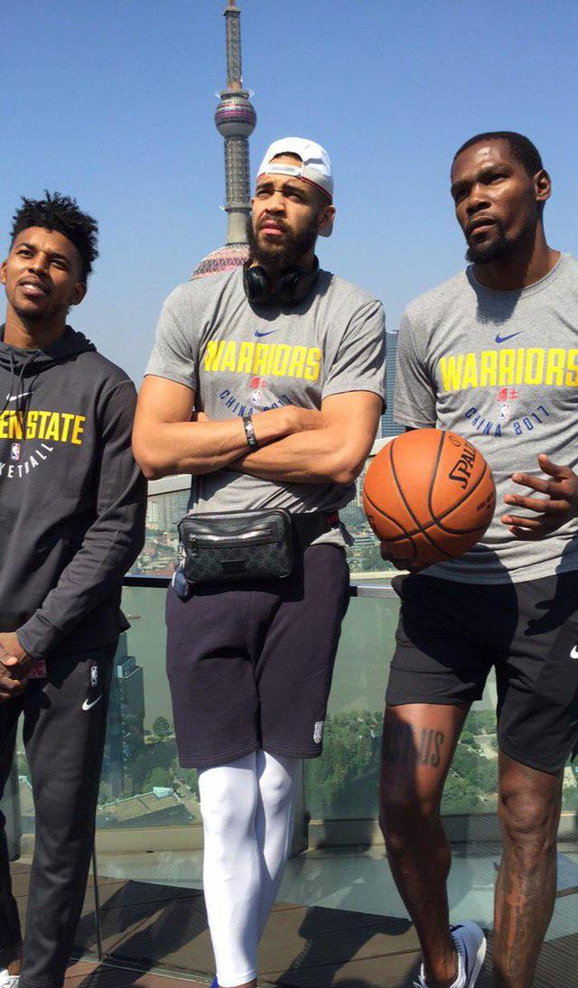 法国足坛最年轻职业球员：尤文马竞关注昂热15岁前锋迪亚洛（15岁迪亚洛刷新法国职业足坛最年轻纪录，尤文马竞盯上昂热新星）