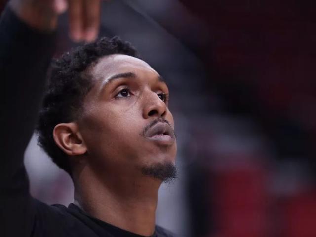 火箭队员互选紧急联系人，阿杜选老姐夫泰特选阿门（火箭队互选紧急联系人：阿杜点名老姐夫，泰特选择阿门）