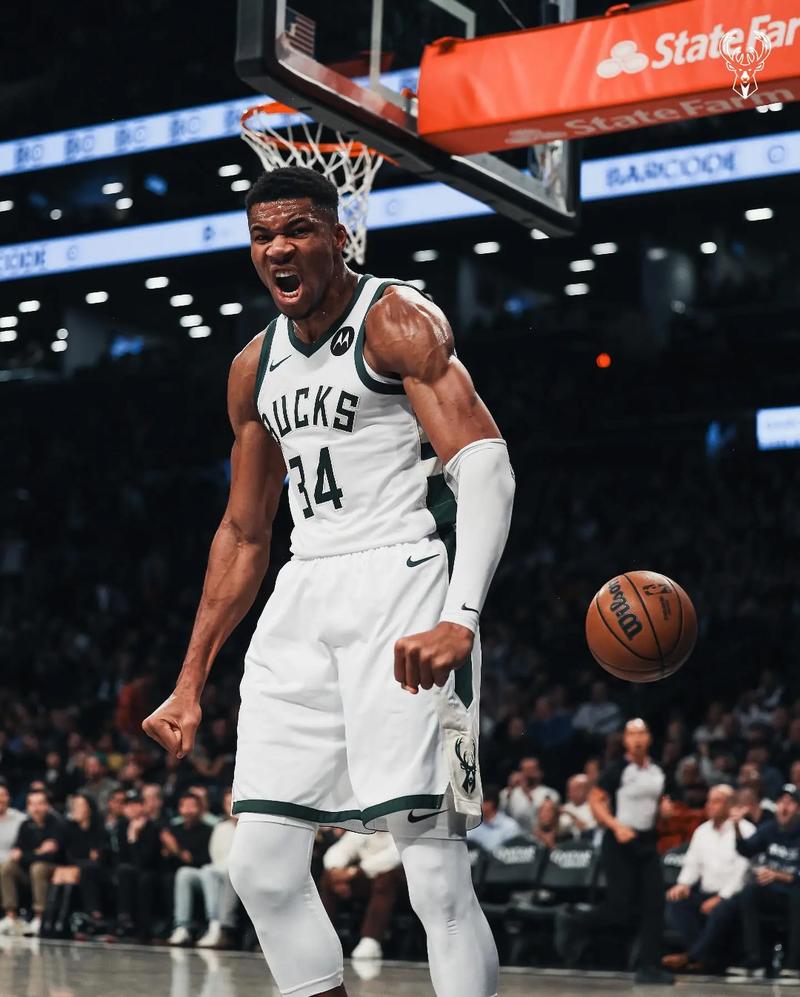 曼联非洲杯三国脚下轮恐缺阵，仍在谈判！阿莫林披露德里赫特伤情（曼联三非洲杯国脚或缺席下轮，谈判仍在进行；阿莫林通报德里赫特伤情）