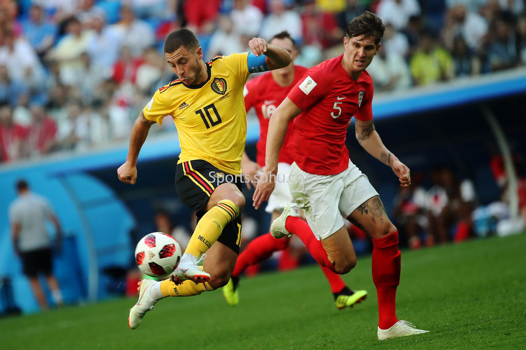 米体：弗拉霍维奇愿意留在尤文，但薪水始终是个问题（米体：弗拉霍维奇倾向留守尤文，薪资问题仍是关键障碍）