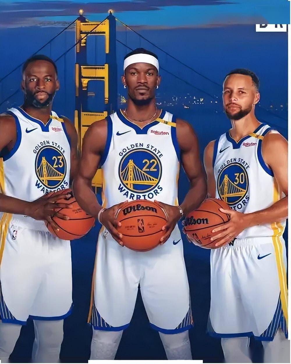 近10场全胜+零封对手，英格兰追平14-16年间西班牙创造的纪录（英格兰近10战全胜且零失球，追平西班牙2014-16年纪录）