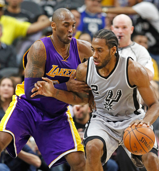 咪咕前方！@胡金秋21 手持冠军鼎登场，@浙江广厦篮球俱乐部 新赛季出征仪式（咪咕直击：@胡金秋21 手持冠军鼎亮相，@浙江广厦篮球俱乐部 新赛季启航仪式）