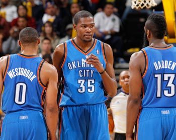 那不勒斯体育总监曼纳：德布劳内将至少伤缺至2月底（那不勒斯总监曼纳：德布劳内至少缺阵到二月底）