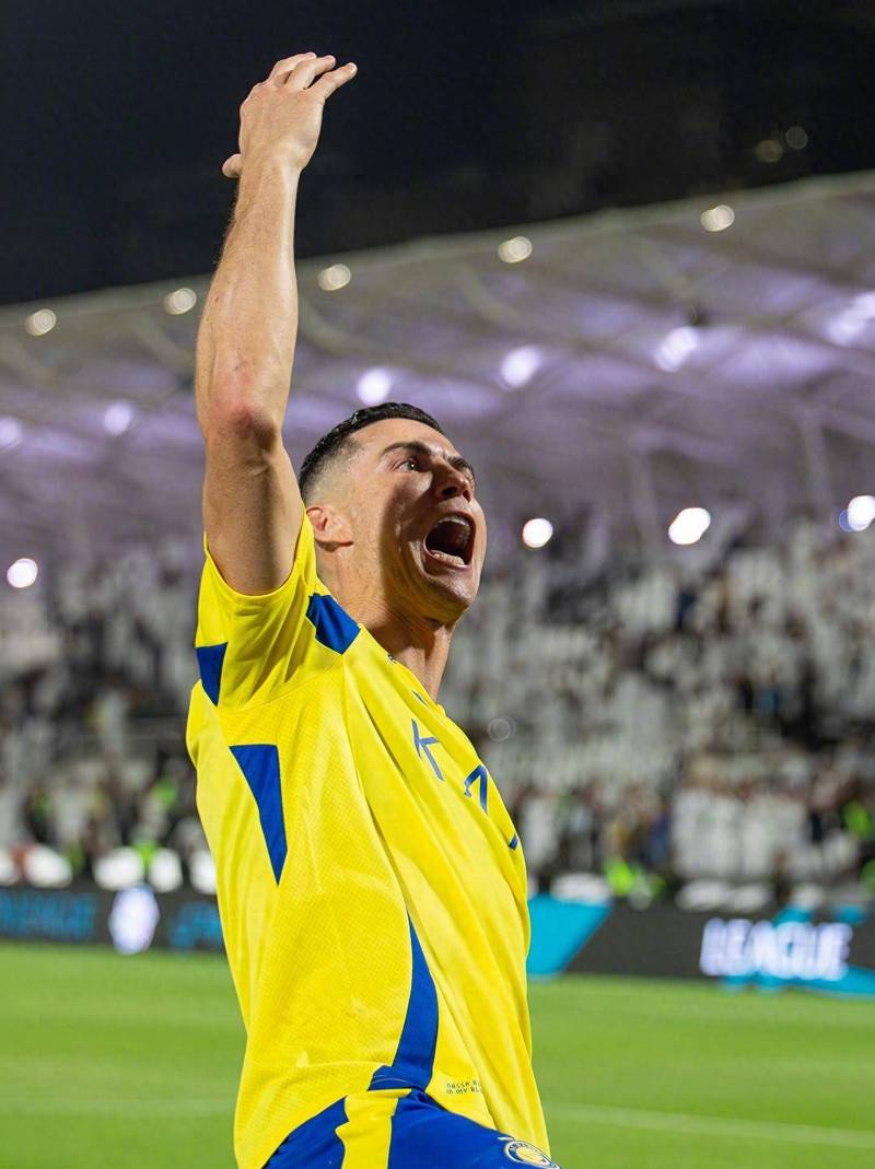 基米希：卡尔？能在拜仁表现出色并成为首发理应入选国家队（基米希：卡尔若在拜仁成为主力并发挥出色，应获国家队征召）