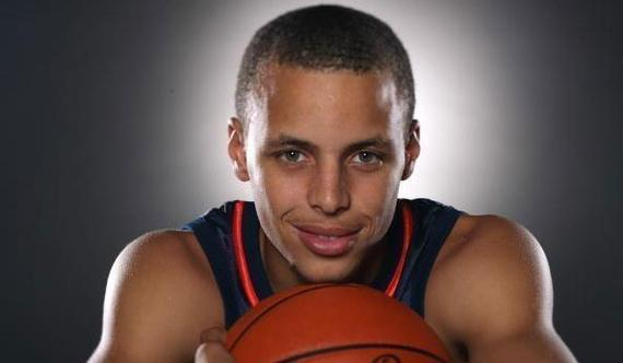 于帕梅卡诺：我对赛季首球很满意，续约与否与钱无关（于帕梅卡诺满意赛季首球：续约与金钱无关）