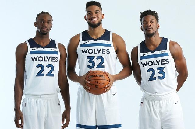 英媒：巴萨可以用3000万镑买断拉什福德，前提是他进一步降薪（英媒：拉什福德若进一步降薪，巴萨有望以3000万英镑将其签下）